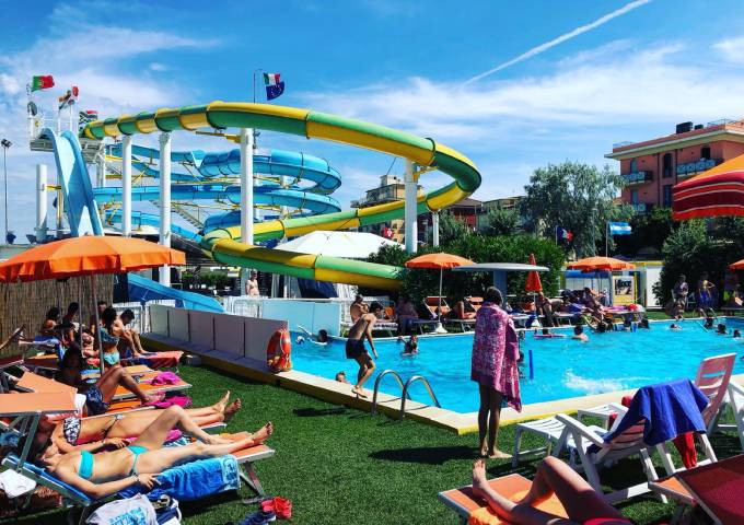 Hotel a Viserbella di Rimini con Parcheggio - Dasamo Hotel