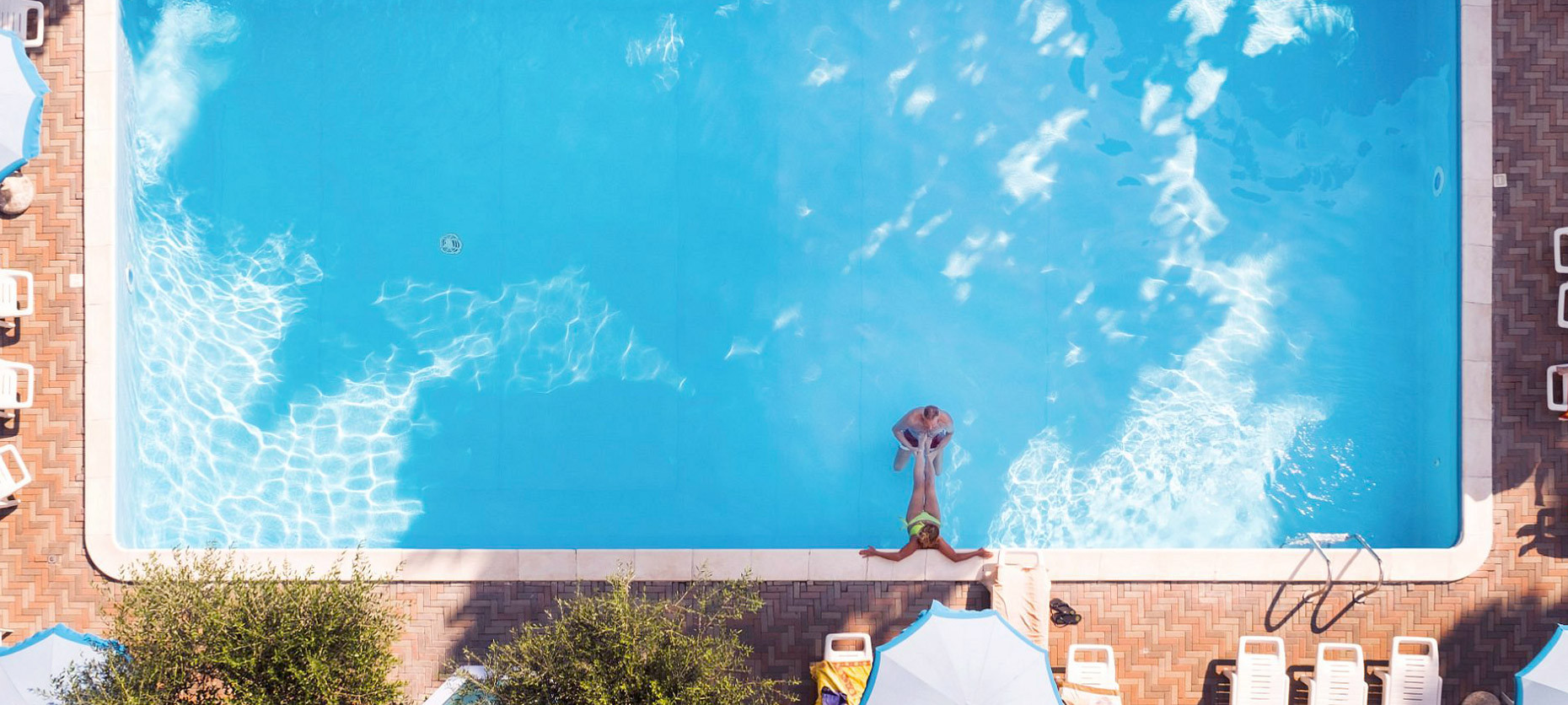 media.Highlights-Piscina-02-Hotel-Dasamo-Viserbella